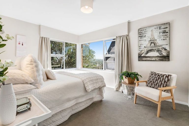 Photo of property in 53 Marellen Drive, Red Beach, 0932
