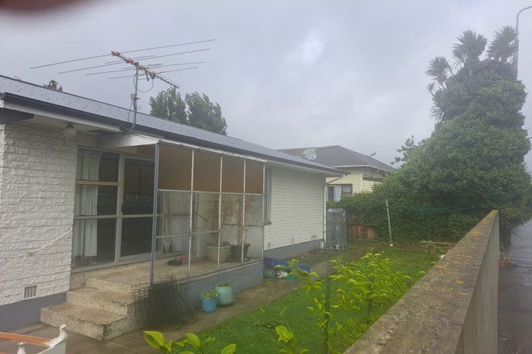 Photo of property in 1/432 Wilsons Road, Waltham, Christchurch, 8011