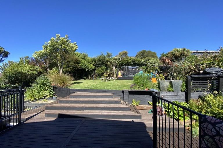 Photo of property in 37 Earls Road, Saint Clair, Dunedin, 9012