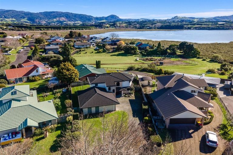 Photo of property in 12 Belmont Rise, Katikati, 3129