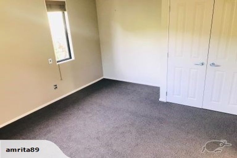 Photo of property in 160 Charles Prevost Drive, The Gardens, Auckland, 2105