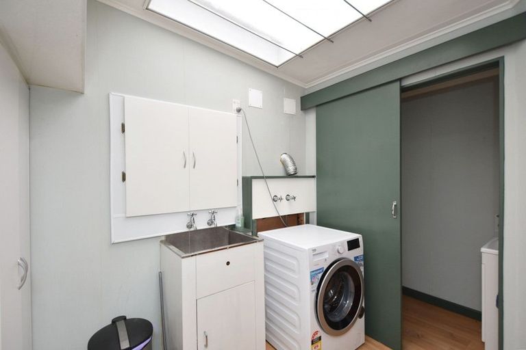 Photo of property in 72 Herriot Street, Richmond, Invercargill, 9810