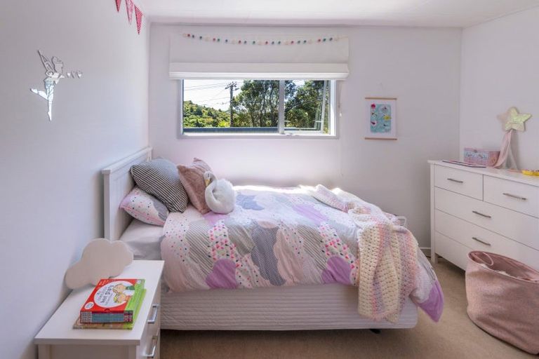 Photo of property in 77 Spencer Street, Crofton Downs, Wellington, 6035