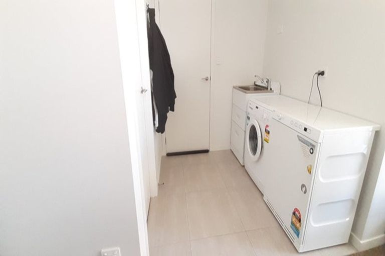 Photo of property in 11 Rotoiti Way, Poraiti, Napier, 4112