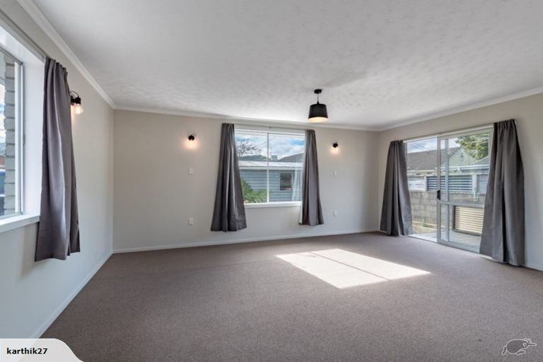 Photo of property in 2/39 Palmer Court, Silverstream, Upper Hutt, 5019