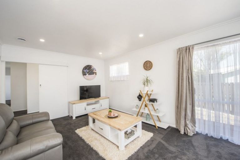 Photo of property in 22 Filmer Place, Melville, Hamilton, 3206