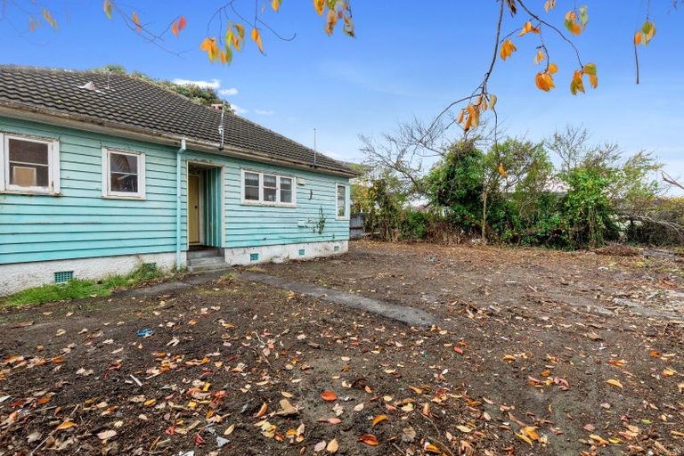Photo of property in 16 Purser Grove, Fairfield, Lower Hutt, 5011