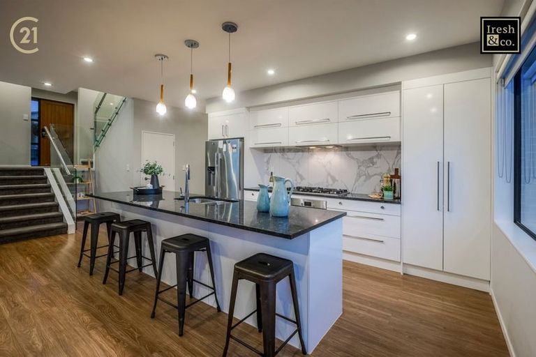 Photo of property in 33 Kirikiri Drive, Papakura, 2110