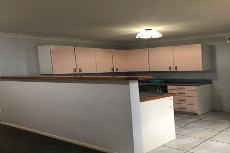 Photo of property in 4/138 Lynwood Road, New Lynn, Auckland, 0600