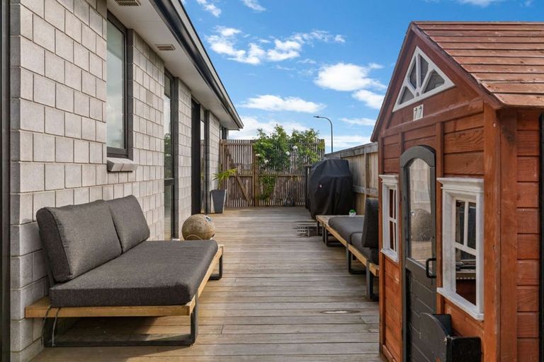 Photo of property in 136 Union Drive, Papamoa, 3118