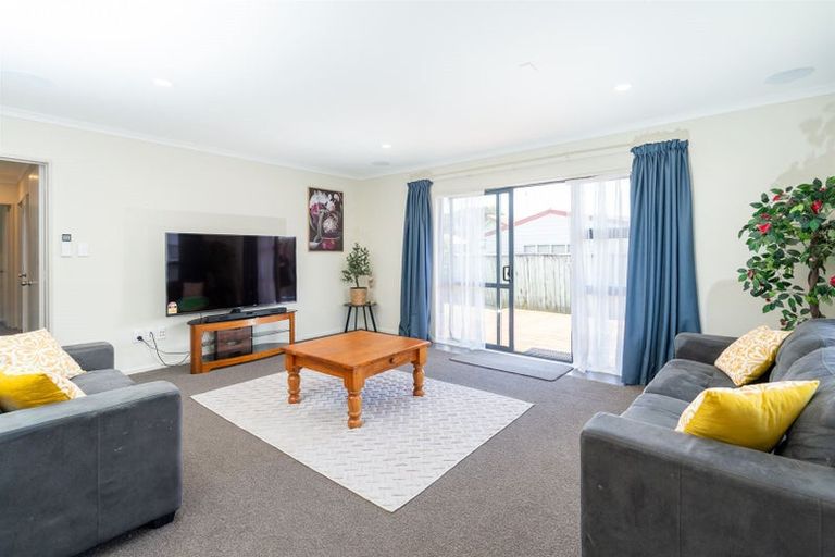 Photo of property in 11 Myrlene Place, Nawton, Hamilton, 3200