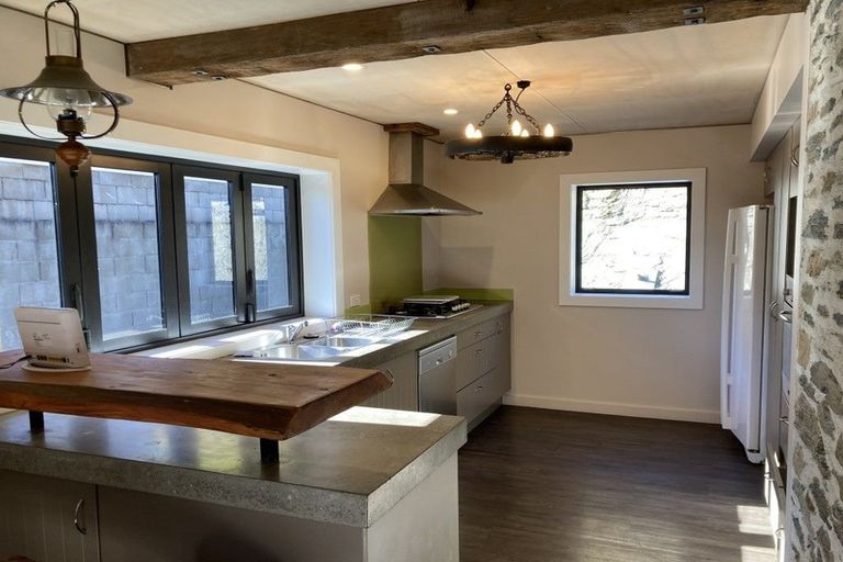 Photo of property in 31 Mcdonnell Road, Arrowtown, 9302