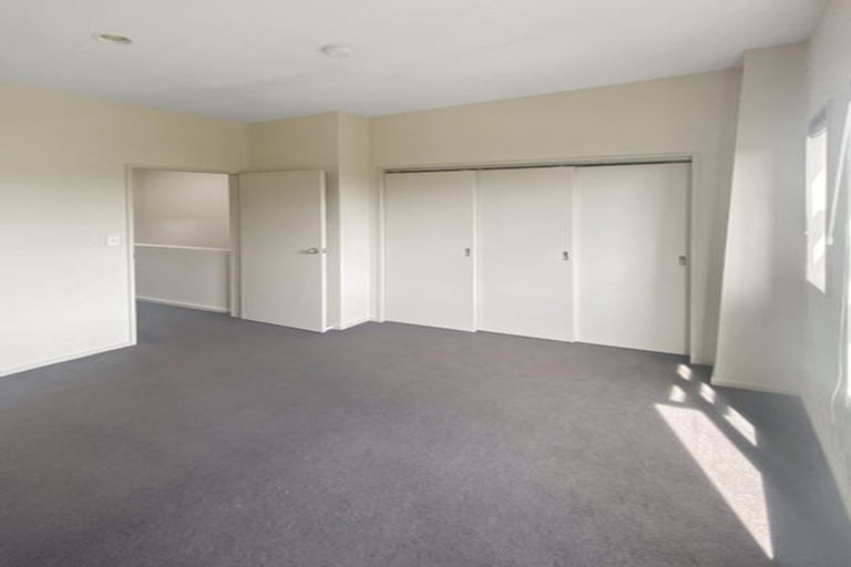 Photo of property in 7 Albionvale Road, Glen Eden, Auckland, 0602
