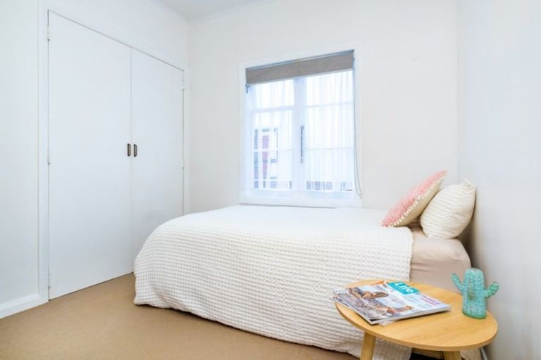 Photo of property in 15 Douglas Mclean Avenue, Marewa, Napier, 4110