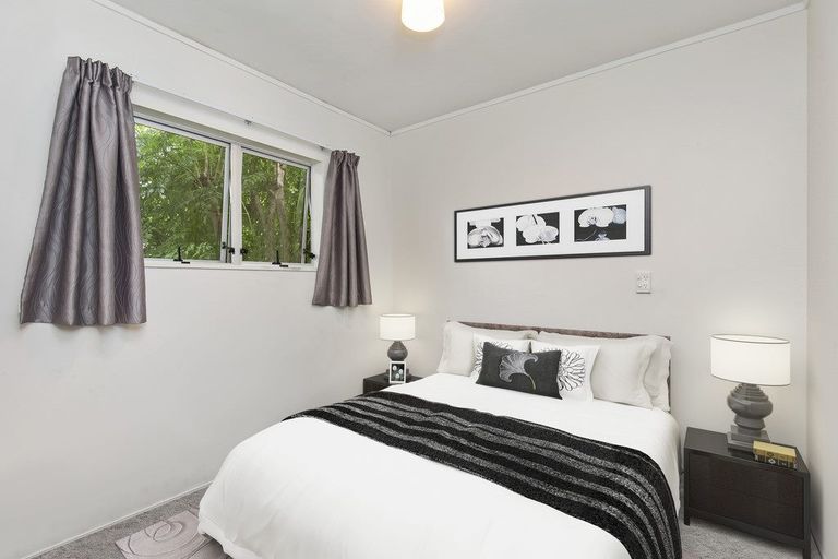 Photo of property in 1/9 Slim Place, Clendon Park, Auckland, 2103