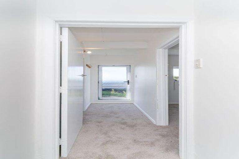 Photo of property in 30 Seaview Terrace, Kew, Dunedin, 9012