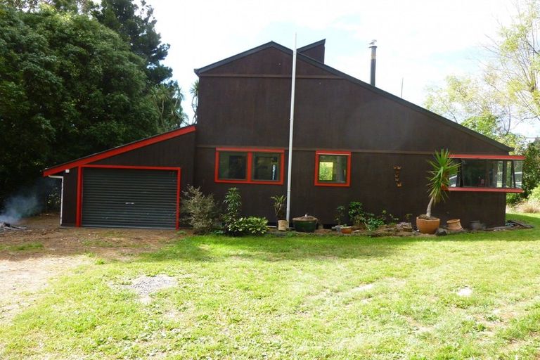 Photo of property in 403 Scotts Road, Linton, Palmerston North, 4472