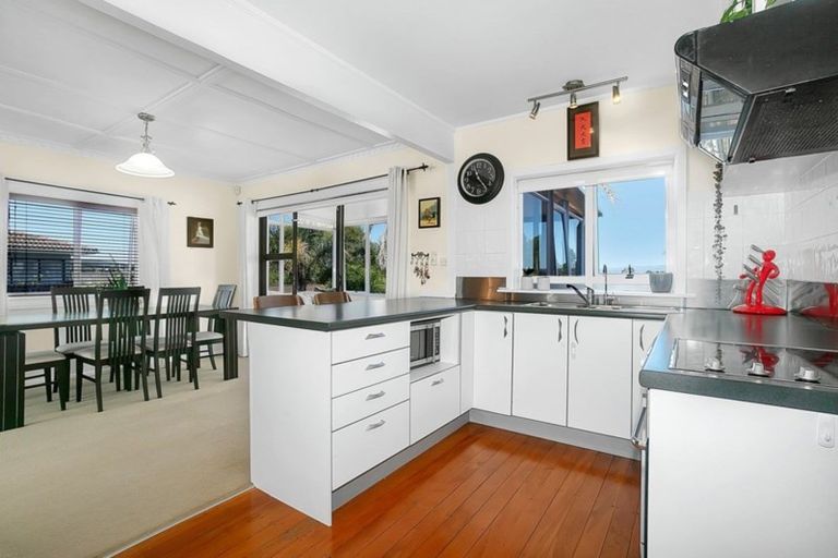 Photo of property in 7 Berridge Avenue, Point Chevalier, Auckland, 1022