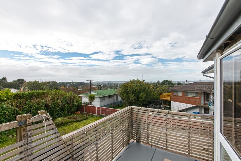 Photo of property in 91 Waimumu Road, Massey, Auckland, 0614