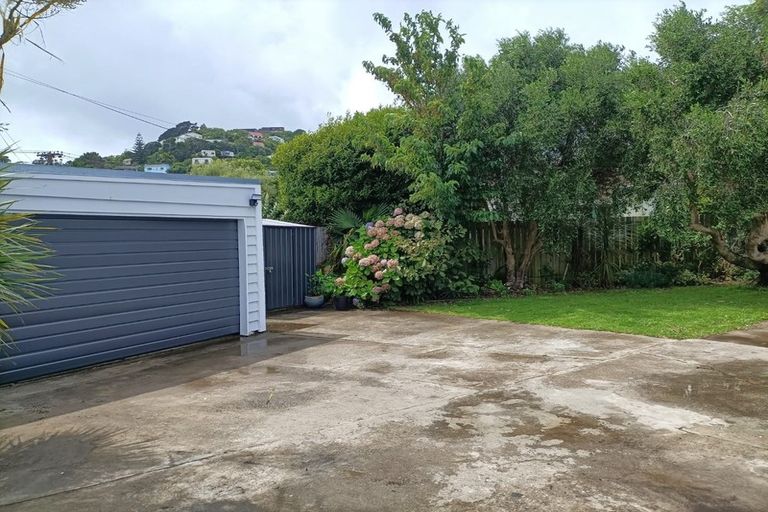 Photo of property in 40 Torridon Road, Miramar, Wellington, 6022