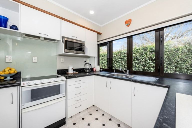 Photo of property in 50a Casey Avenue, Fairfield, Hamilton, 3214