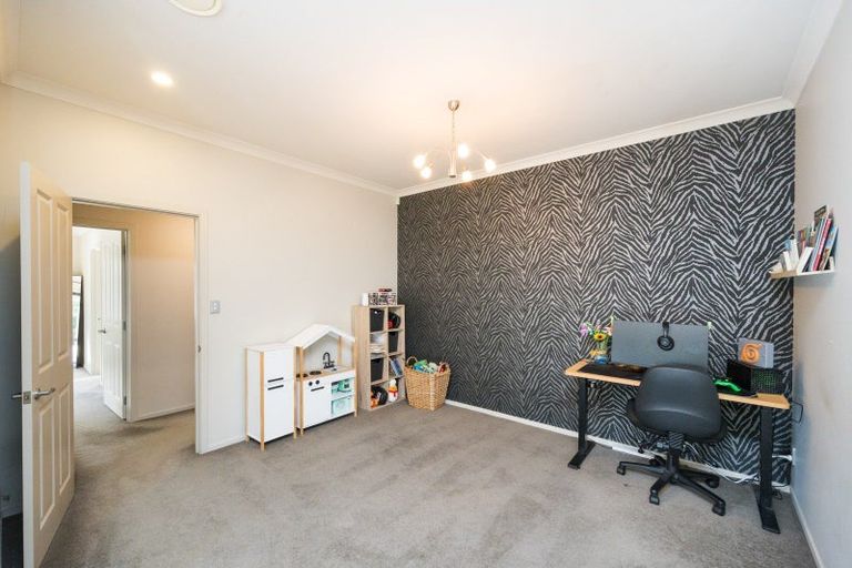 Photo of property in 2 Mayfair Court, Feilding, 4702