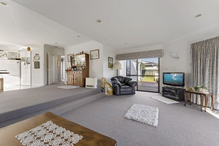 Photo of property in 149e Heta Road, Highlands Park, New Plymouth, 4312