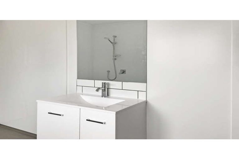 Photo of property in 27 Hinemoa Street, Levin, 5510