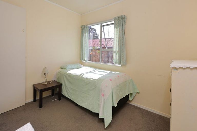 Photo of property in 51 Border Road, Henderson, Auckland, 0612