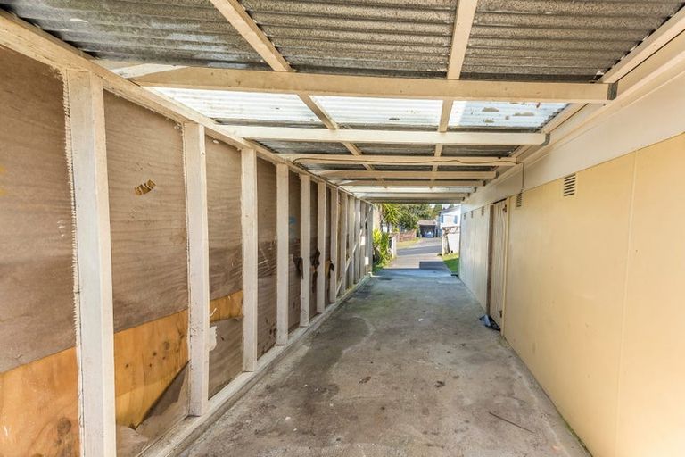 Photo of property in 171 Solar Road, Glen Eden, Auckland, 0602