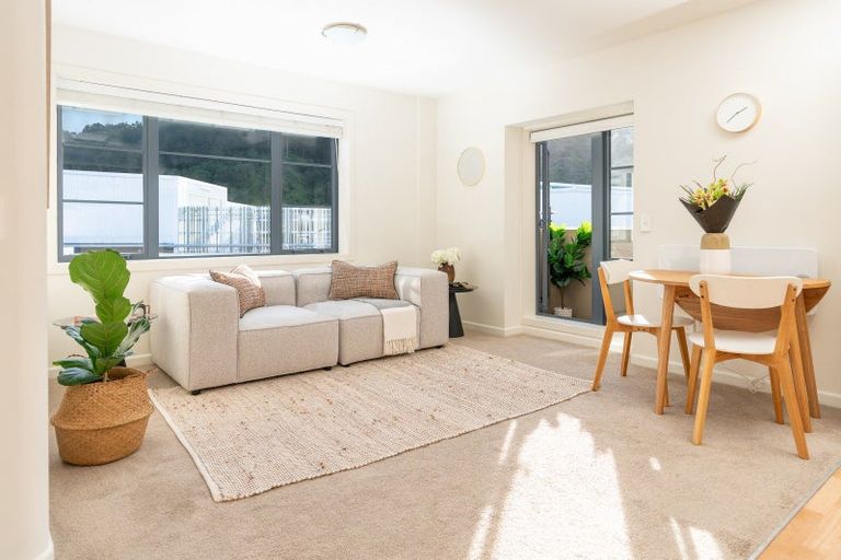Photo of property in Westhaven Apartments, 23/127 Molesworth Street, Thorndon, Wellington, 6011