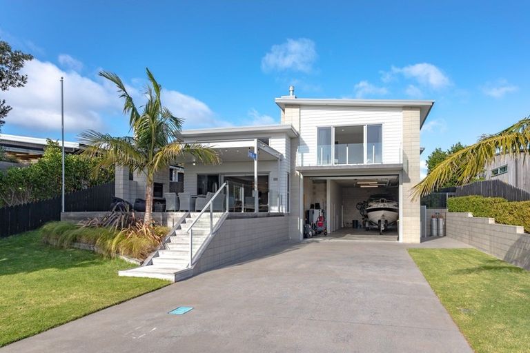 Photo of property in 106 Ake Ake Avenue, Matarangi, Whitianga, 3592