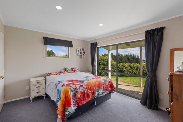 Photo of property in 2 Wallace Loop Road, Koputaroa, Levin, 5571