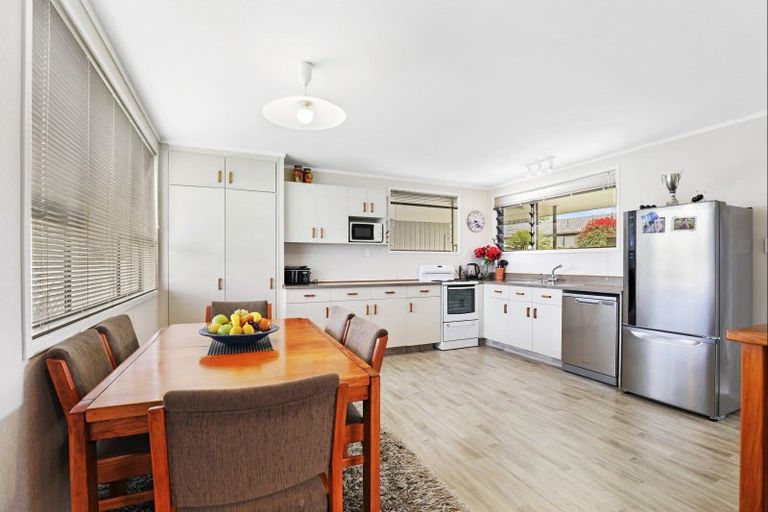 Photo of property in 13 Amun Place, Pomare, Rotorua, 3015