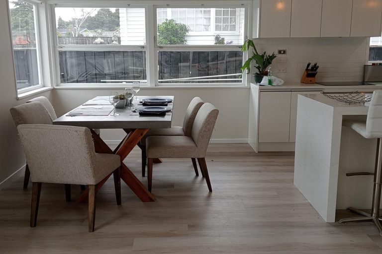 Photo of property in 57 Lawrence Crescent, Hillpark, Auckland, 2102