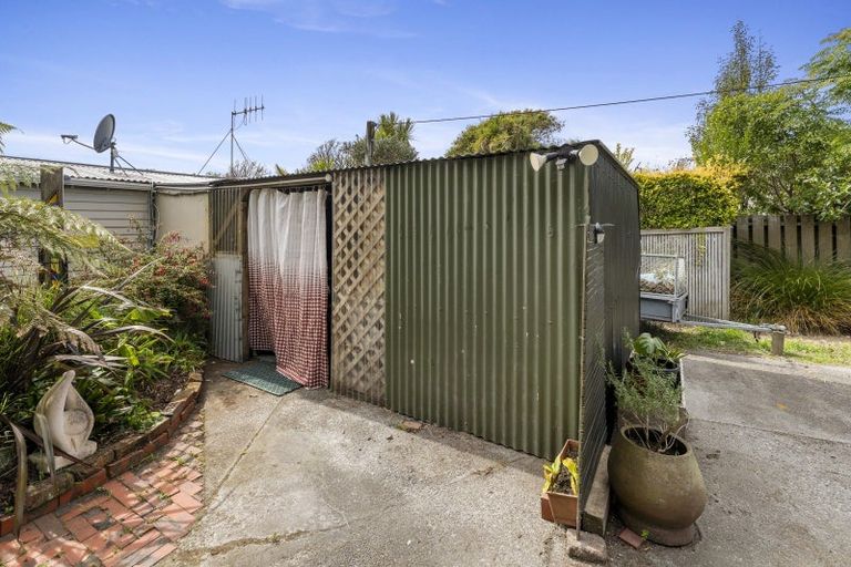 Photo of property in 17 Ngaio Road, Raumati Beach, Paraparaumu, 5032