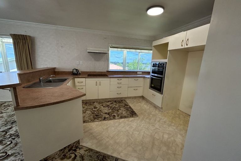 Photo of property in 33 Bartholomew Drive, Nawton, Hamilton, 3200