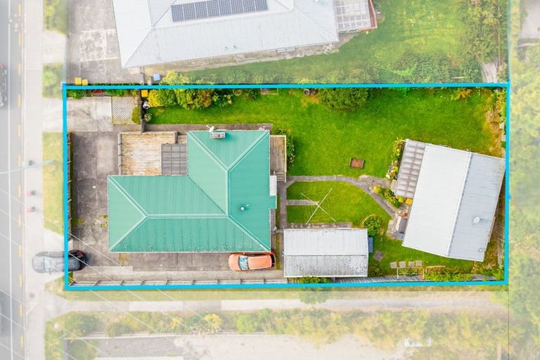 Photo of property in 255 Te Atatu Road, Te Atatu South, Auckland, 0610