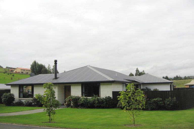 Photo of property in 21 Woodland Avenue, Mosgiel, 9024