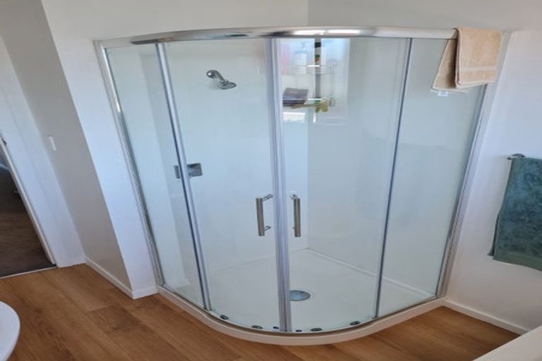 Photo of property in 2/18 Colligan Street, Upper Riccarton, Christchurch, 8041