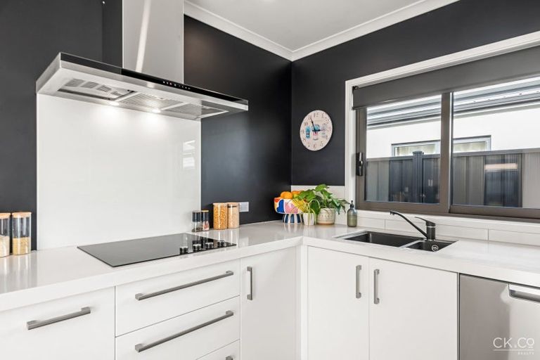 Photo of property in 9 Pattullo Crescent, Wallaceville, Upper Hutt, 5018