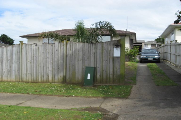 Photo of property in 6 Chingford Close, Mangere, Auckland, 2022