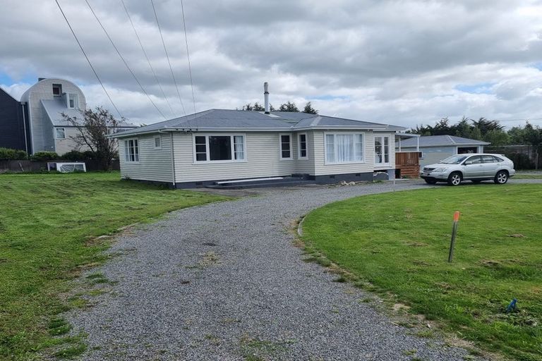 Photo of property in 30 Oxford Street, Martinborough, 5711