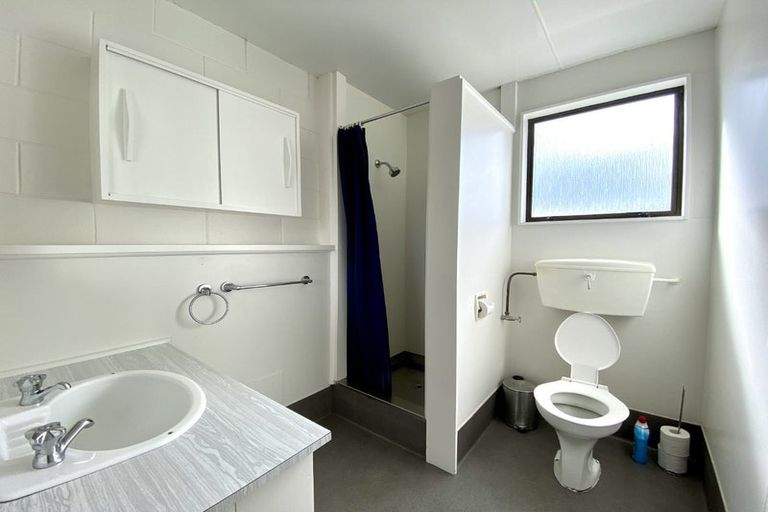 Photo of property in 13 Central Terrace, Alicetown, Lower Hutt, 5010