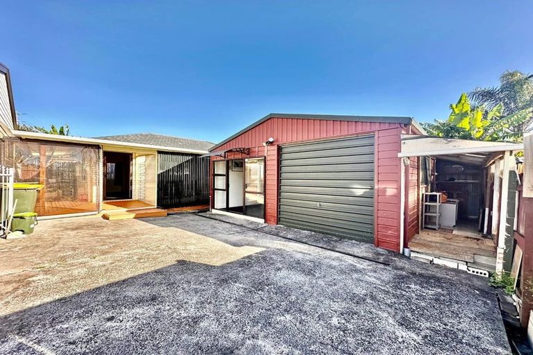 Photo of property in 109 Everglade Drive, Totara Heights, Auckland, 2105