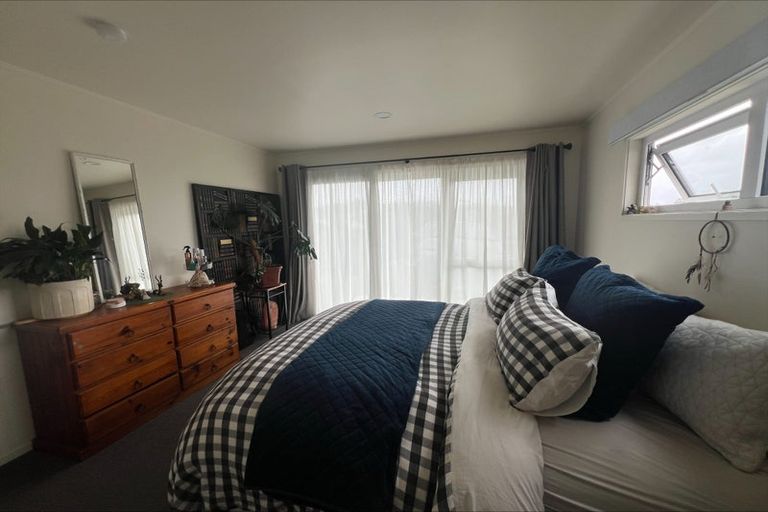 Photo of property in 38 Charlotte Street, Stanmore Bay, Whangaparaoa, 0932