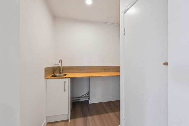 Photo of property in 77 Macleans Road, Bucklands Beach, Auckland, 2014