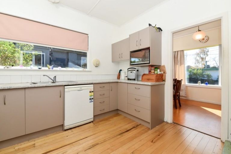 Photo of property in 4 Corbett Avenue, Hillcrest, Hamilton, 3216