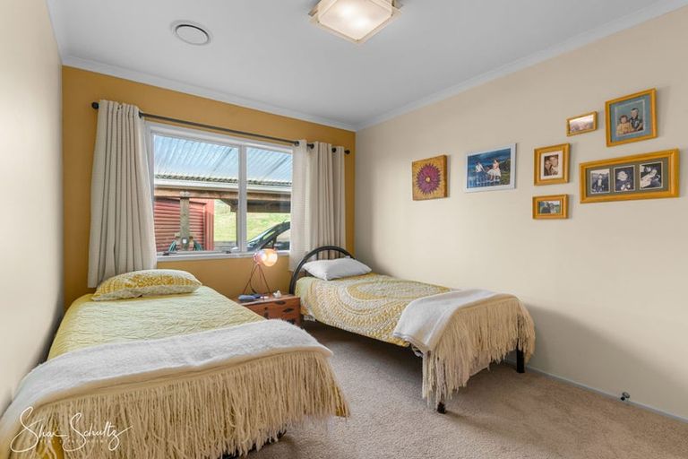 Photo of property in 16 Nikau Lane, Maungaturoto, 0520