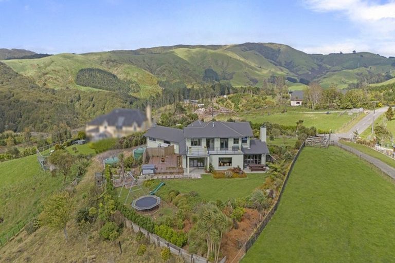 Photo of property in 20 Pineland Drive, Turitea, Palmerston North, 4472